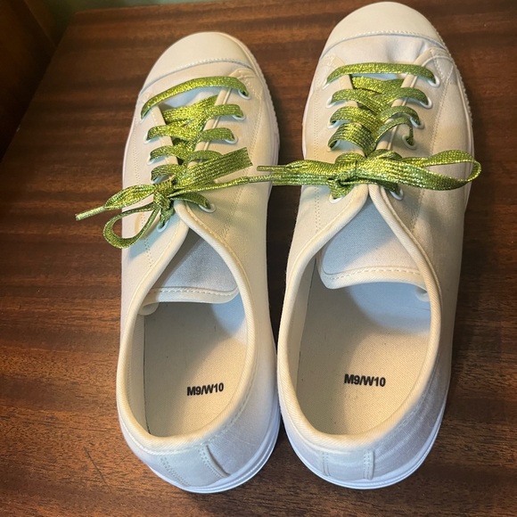 All white tennies with sparkly green laces W10/M9 - Picture 5 of 9